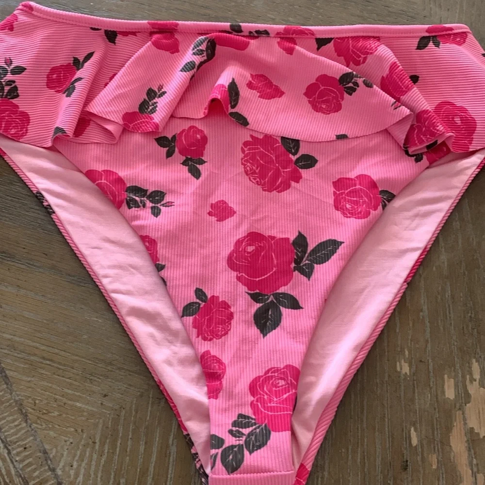 - Beach Riot Rosie Paige Rib Ruffle Bikini Set New Without tags XL_14